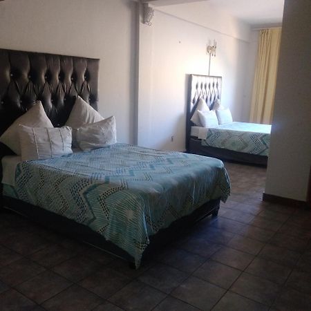 קמפטון פארק Tassili Lodge מראה חיצוני תמונה