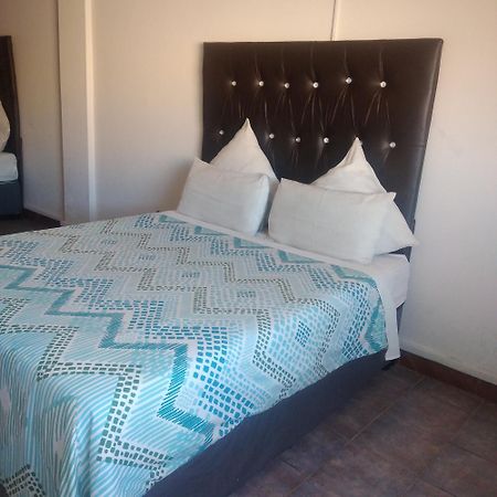קמפטון פארק Tassili Lodge מראה חיצוני תמונה