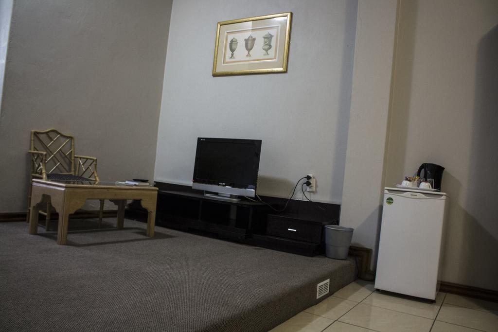 קמפטון פארק Tassili Lodge מראה חיצוני תמונה