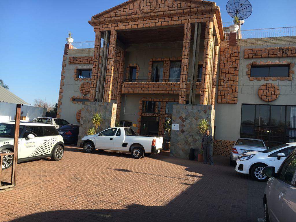 קמפטון פארק Tassili Lodge מראה חיצוני תמונה